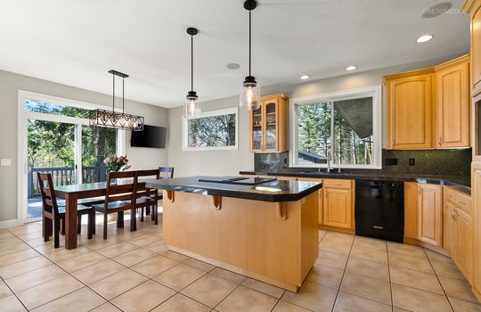 10_10_2701_SE_370th_Ave010_mls