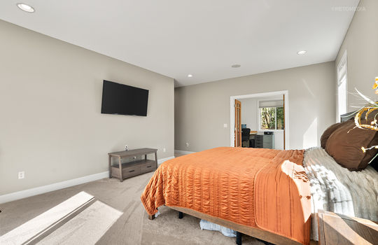 17_17_2701_SE_370th_Ave017_mls