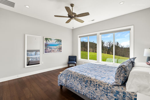 21_21_26315_NE_222nd_Cir021_mls