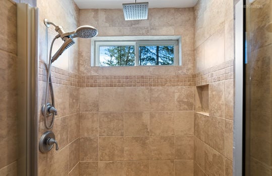 21_21_2701_SE_370th_Ave021_mls