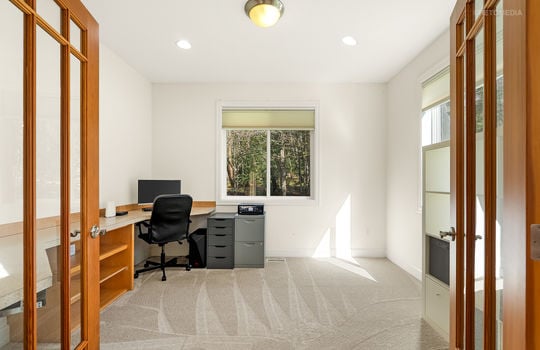 22_22_2701_SE_370th_Ave022_mls
