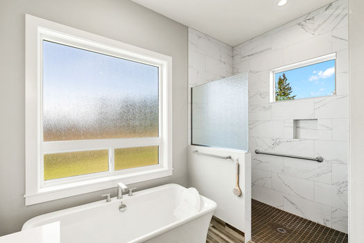 23_23_26315_NE_222nd_Cir023_mls