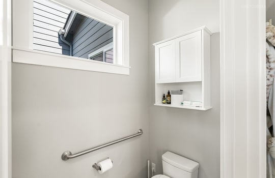 26_26_26315_NE_222nd_Cir026_mls