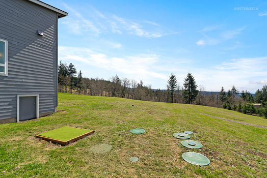 39_39_26315_NE_222nd_Cir039_mls