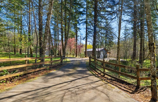 56_56_2701_SE_370th_Ave056_mls