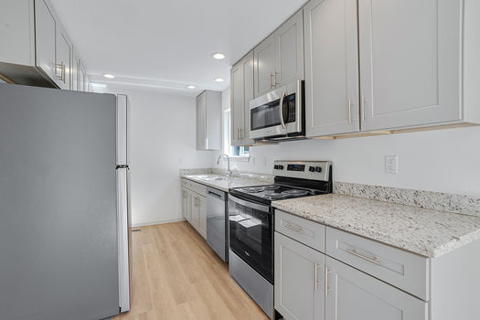 7028 SE 86th Ave Portland OR_12