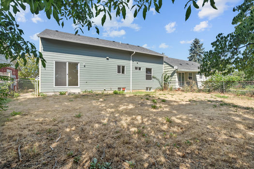 7028 SE 86th Ave Portland OR_42