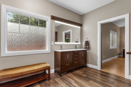 1800 NW Lacamas Dr. Camas, WA-43