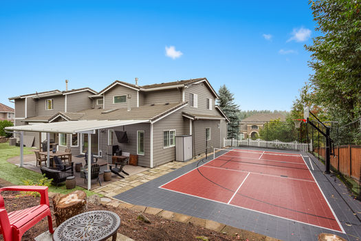 1800 NW Lacamas Dr. Camas, WA-74