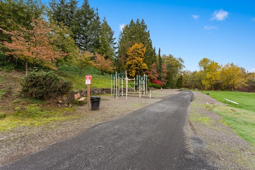 1800 NW Lacamas Dr. Camas, WA-79