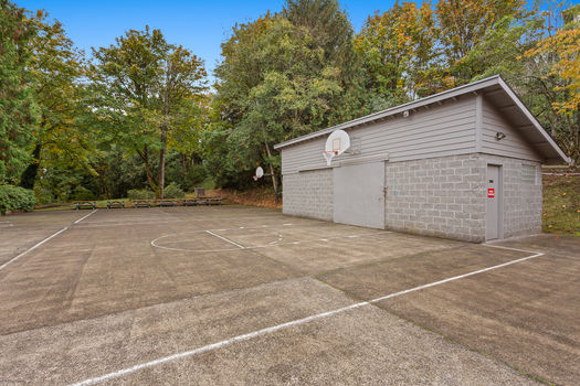 1800 NW Lacamas Dr. Camas, WA-81