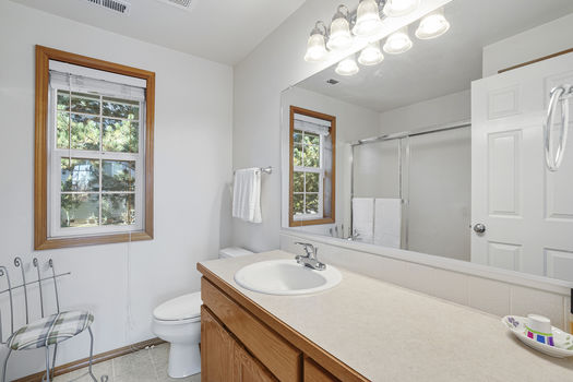 361 SW Howard Dr McMinnville OR_32