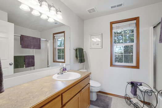 361 SW Howard Dr McMinnville OR_36