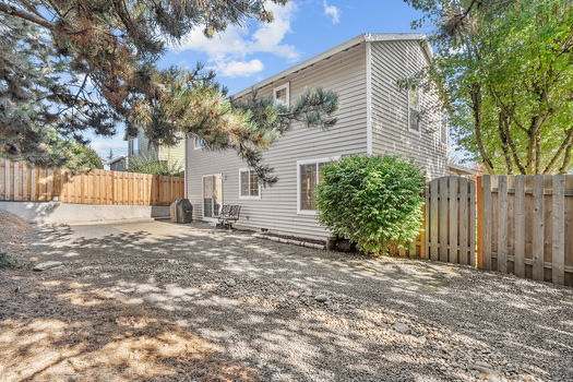 361 SW Howard Dr McMinnville OR_41