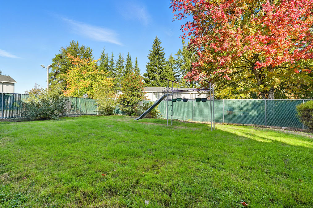 4151 NE 8th St Gresham OR_12