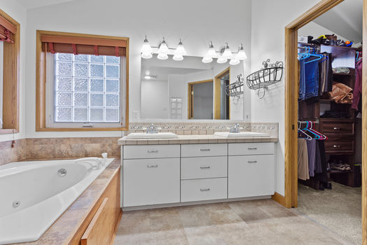 2319 NE 152nd Cir. Vancouver, WA-42