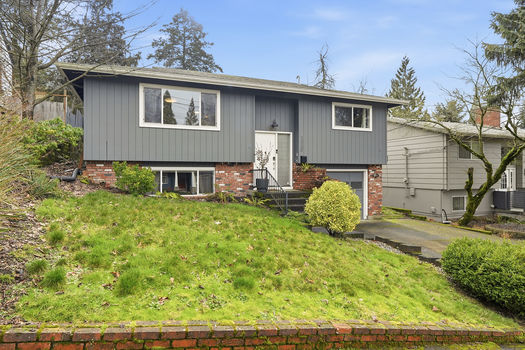 1330 SE Hume St Portland OR_03