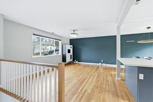 1330 SE Hume St Portland OR_08