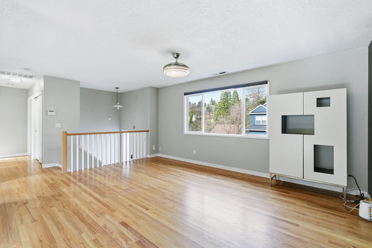 1330 SE Hume St Portland OR_10