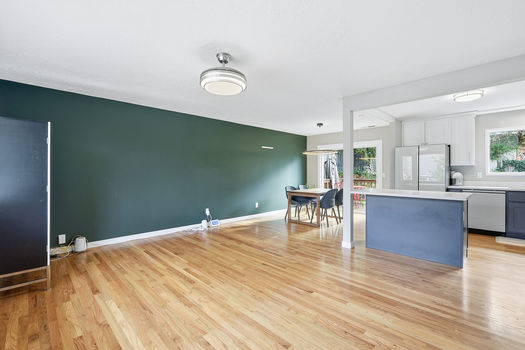 1330 SE Hume St Portland OR_12