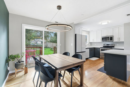 1330 SE Hume St Portland OR_20