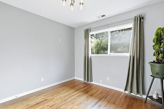 1330 SE Hume St Portland OR_25