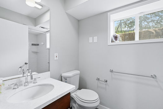 1330 SE Hume St Portland OR_29