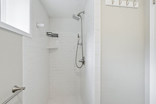 1330 SE Hume St Portland OR_30