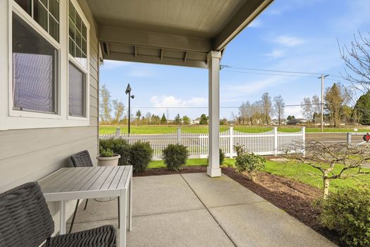1301 Sunflower St Woodburn OR_08