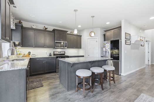 1301 Sunflower St Woodburn OR_16