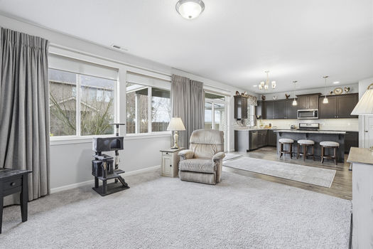 1301 Sunflower St Woodburn OR_24