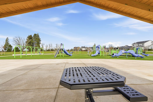 1301 Sunflower St Woodburn OR_53