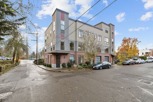 3412 SW Moss St Portland OR_03