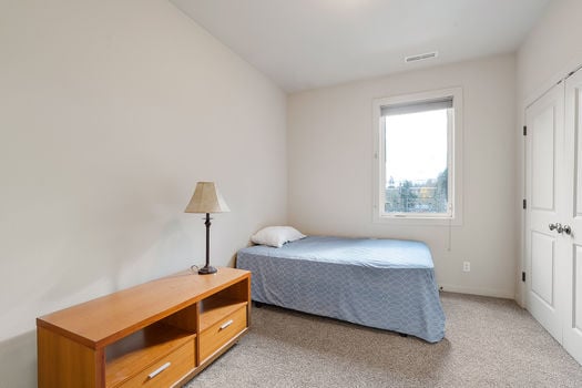 3412 SW Moss St Portland OR_26