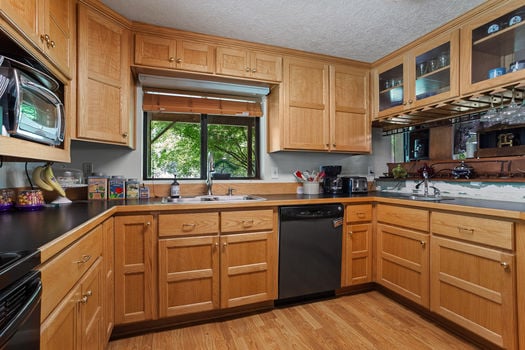 212 Harder Rd. Washougal, WA-21