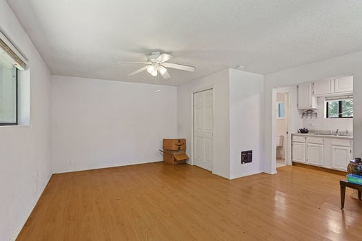 212 Harder Rd. Washougal, WA-48