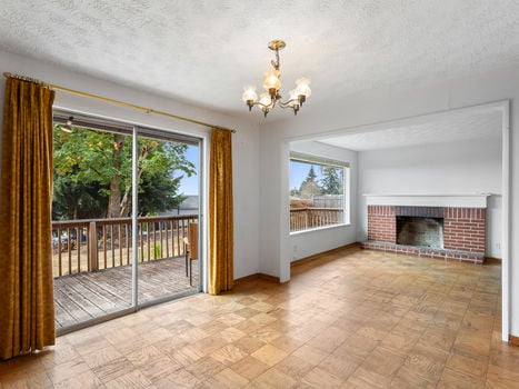 2915 E McLaughlin Blvd. Vancouver, WA-26