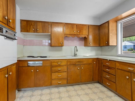 2915 E McLaughlin Blvd. Vancouver, WA-28