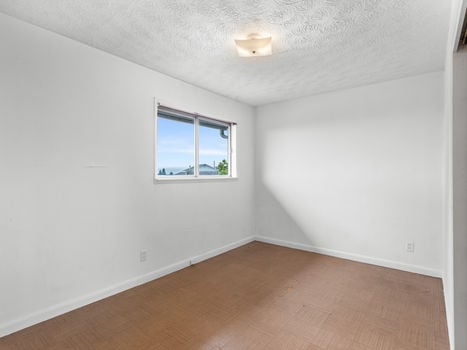2915 E McLaughlin Blvd. Vancouver, WA-32