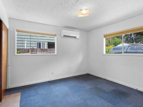 2915 E McLaughlin Blvd. Vancouver, WA-35