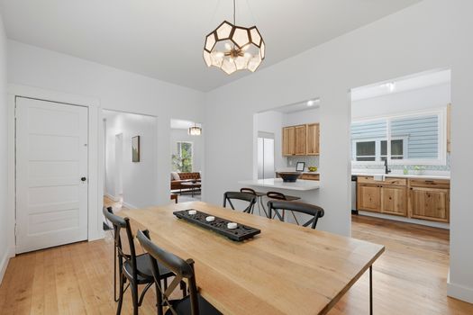 15-546 NE Stanton St - -074(2)