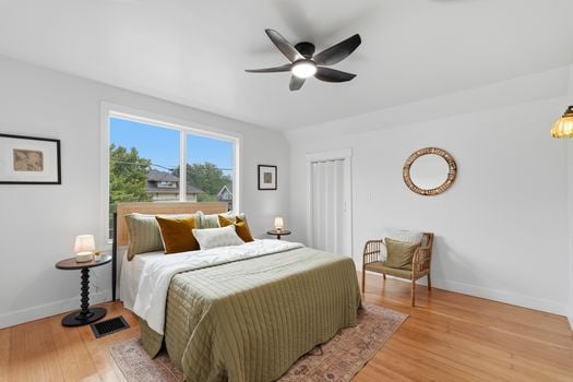 26-546 NE Stanton St - -024_compressed