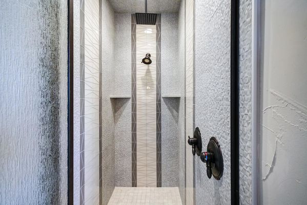 23-7101-W-Hells-Gate-Dr-101