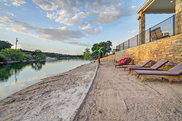 38-7101-W-Hells-Gate-Dr-137