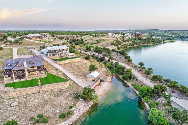 7-7101-W-Hells-Gate-Dr-47