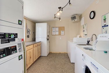MooseHaven_Laundry