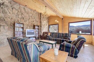 MooseHaven_LobbyA