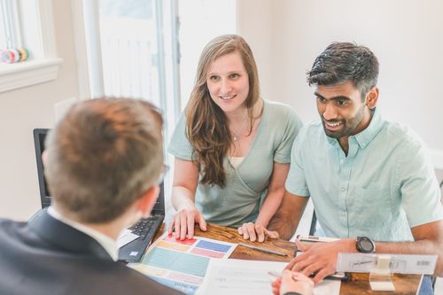 Strategies for Outshining Competitors in Multiple-Offer Scenarios