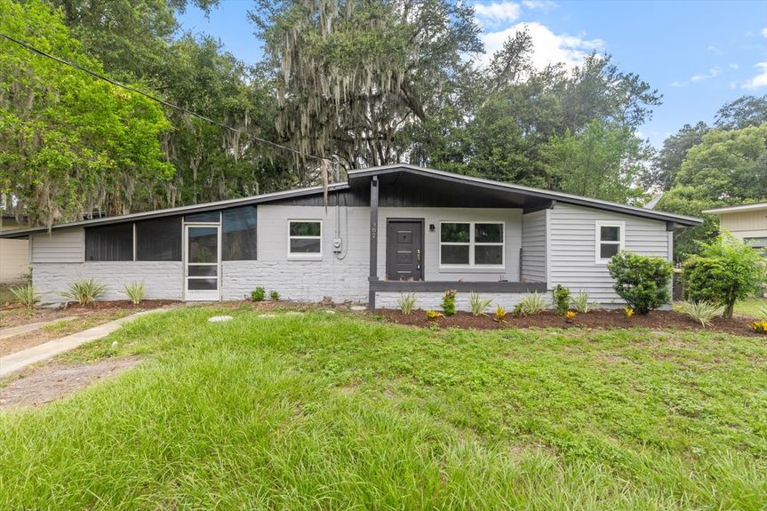 03-982 Granville Rd,-3