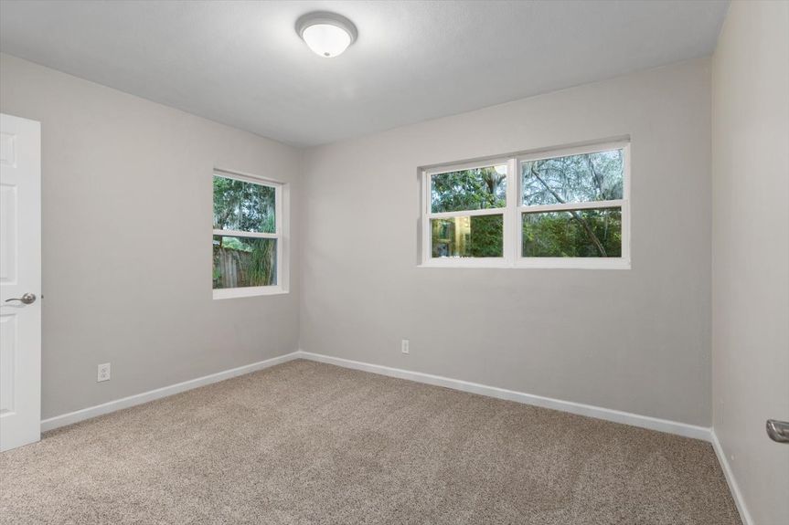 17-982 Granville Rd,-17